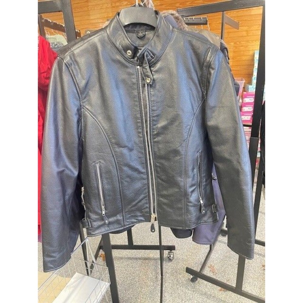 Womans S leather biker jacket Street & Steel, LIKE NEW, worn twice.  With liner